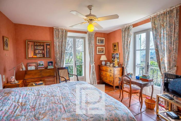 Image No.17-4 Bed House for sale