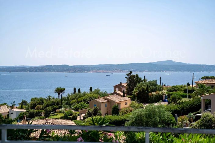 Image No.16-6 Bed House for sale