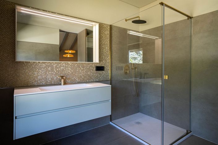 Image No.5-7 Bed House for sale