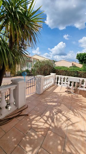 Image No.13-4 Bed House for sale