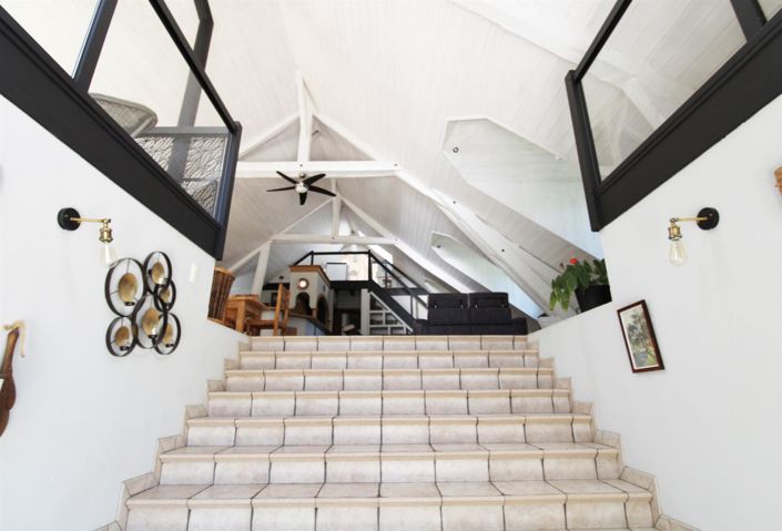 Image No.3-6 Bed House for sale