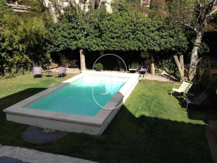 Image No.12-9 Bed House for sale