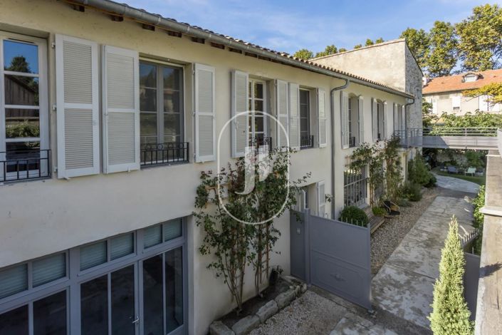 Image No.13-9 Bed House for sale