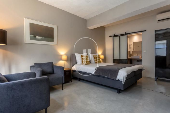 Image No.7-9 Bed House for sale