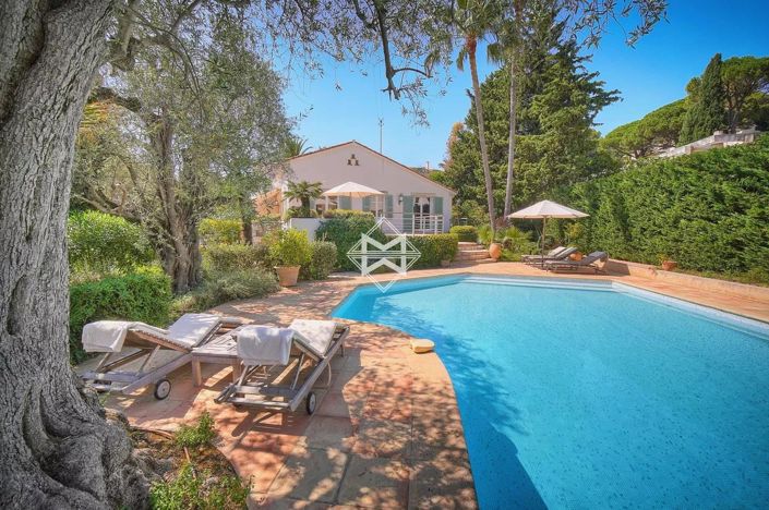 Image No.2-5 Bed House for sale