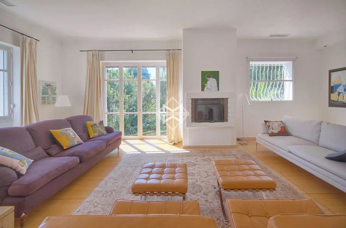 Image No.4-5 Bed House for sale