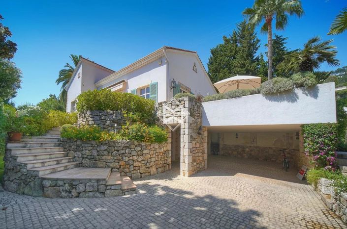 Image No.9-5 Bed House for sale