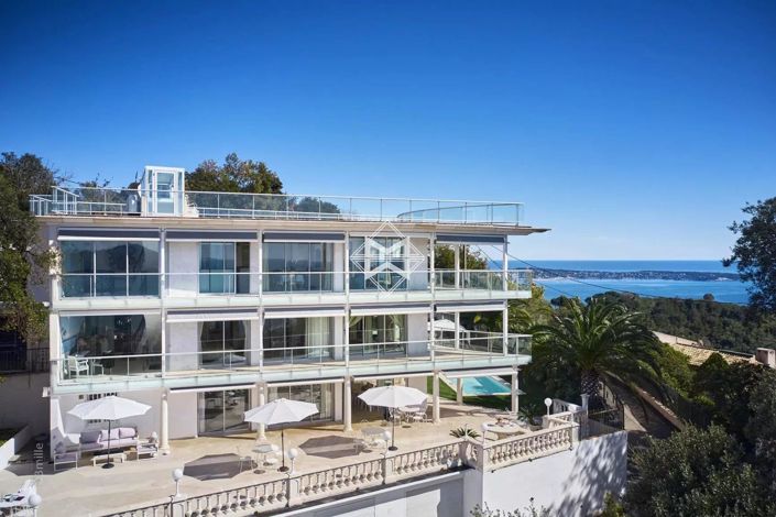 Image No.15-5 Bed House for sale