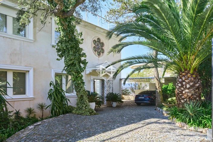 Image No.2-5 Bed House for sale