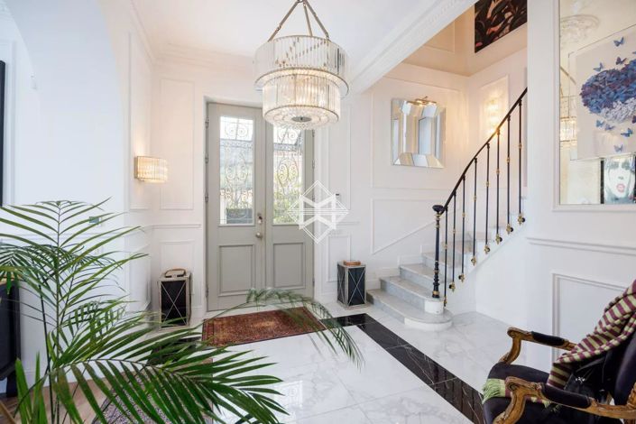 Image No.16-6 Bed House for sale