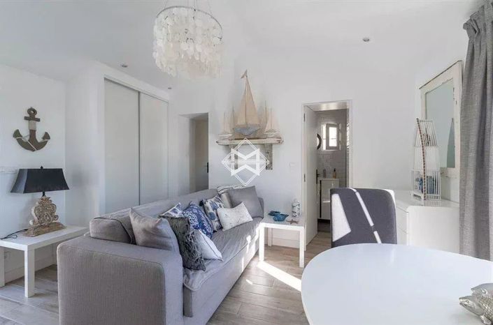 Image No.27-6 Bed House for sale