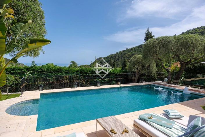 Image No.7-6 Bed House for sale