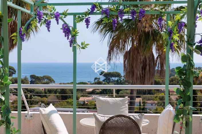 Image No.12-3 Bed Apartment for sale