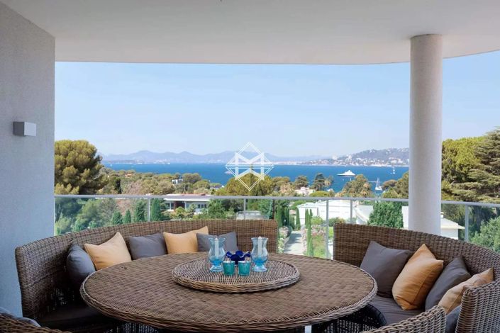 Image No.13-3 Bed Apartment for sale