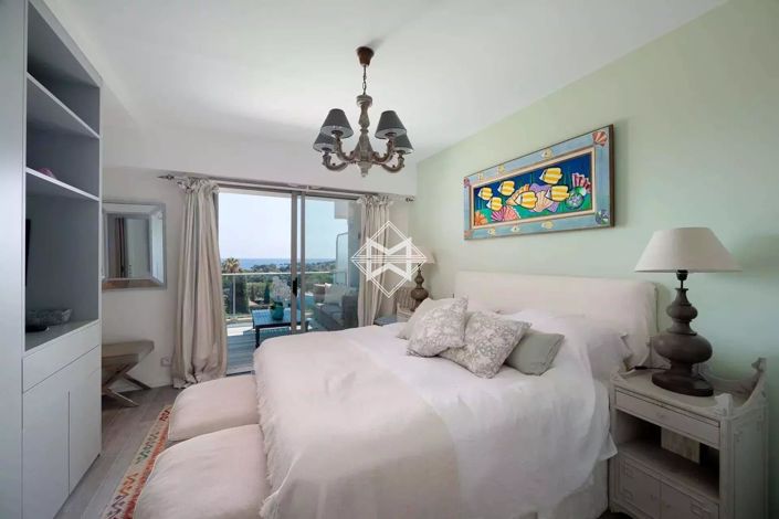 Image No.8-3 Bed Apartment for sale