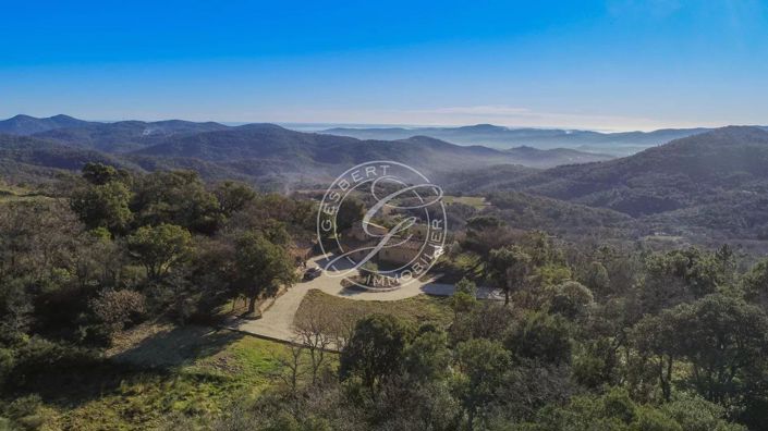 Image No.3-4 Bed House for sale