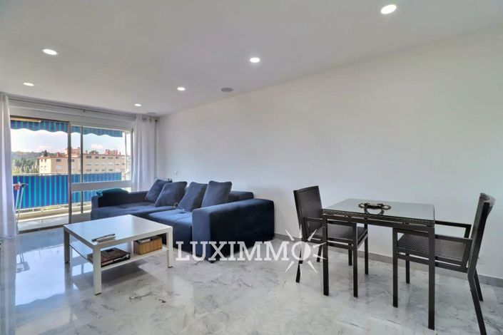 Image No.2-1 Bed Property for sale