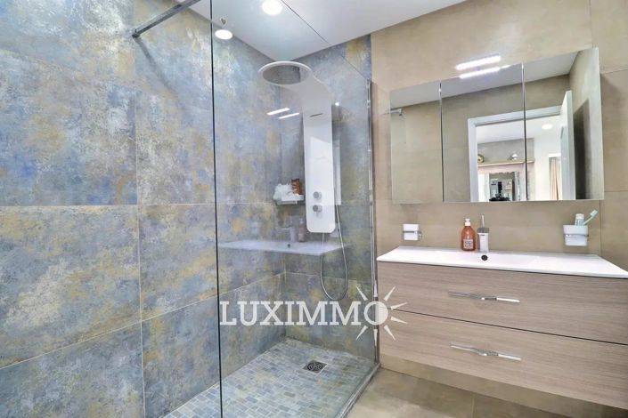 Image No.5-1 Bed Property for sale