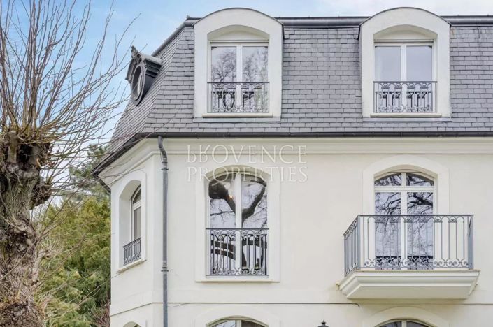 Image No.11-10 Bed House for sale