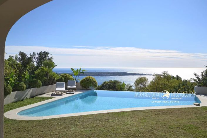 Image No.1-5 Bed House for sale