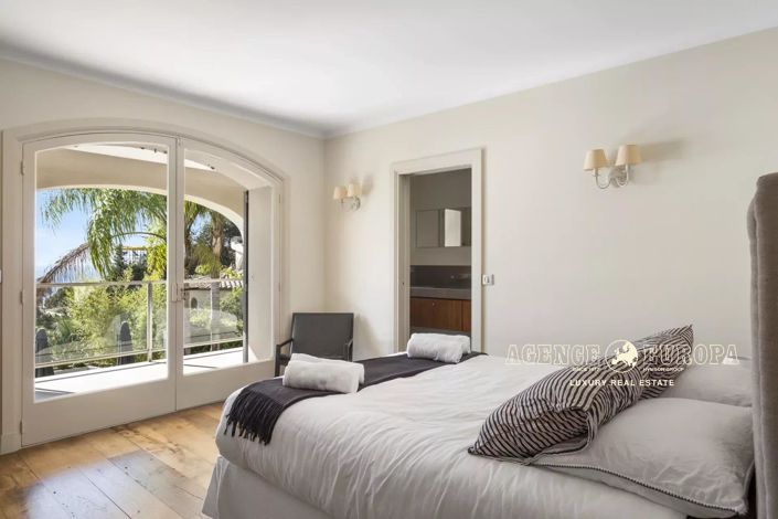 Image No.13-5 Bed House for sale