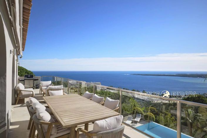 Image No.4-5 Bed House for sale