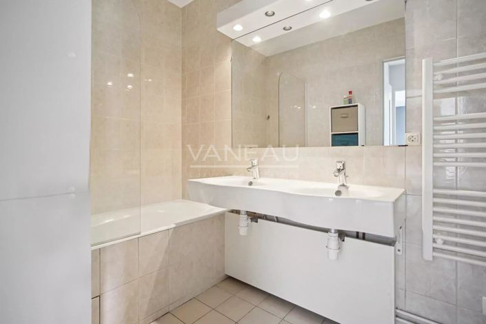 Image No.12-Appartement de 5 chambres à vendre à Boulogne-Billancourt