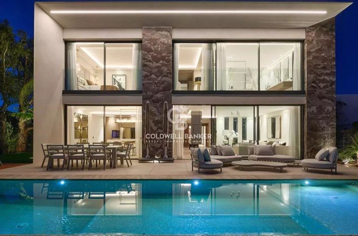 Image No.2-5 Bed House for sale