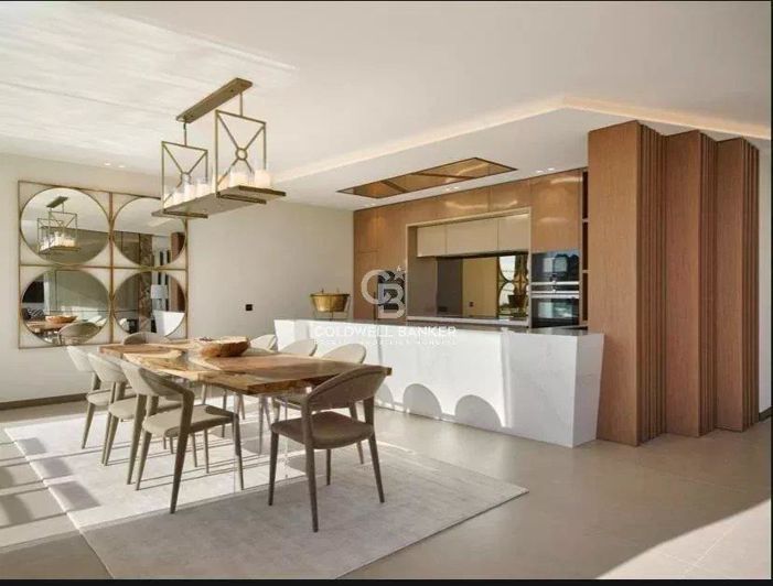 Image No.4-5 Bed House for sale