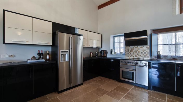 Image No.16-4 Bed House for sale