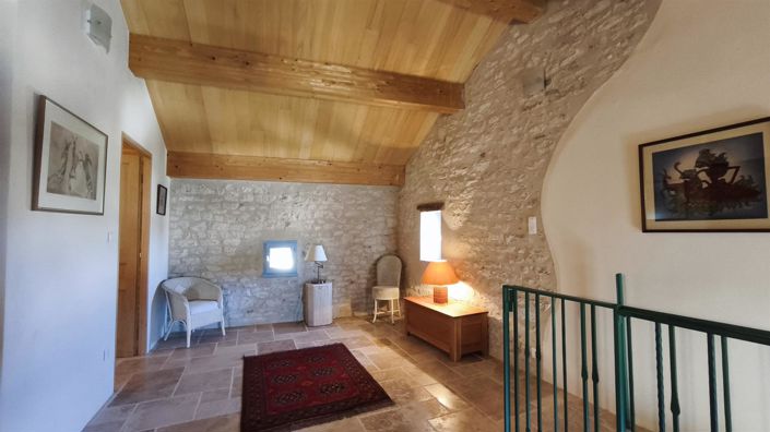 Image No.25-4 Bed House for sale