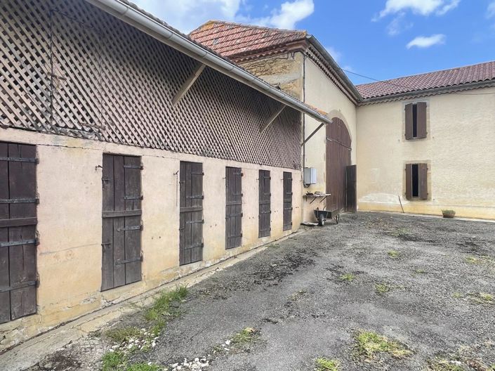 Image No.3-Maison de 4 chambres à vendre à Bassoues