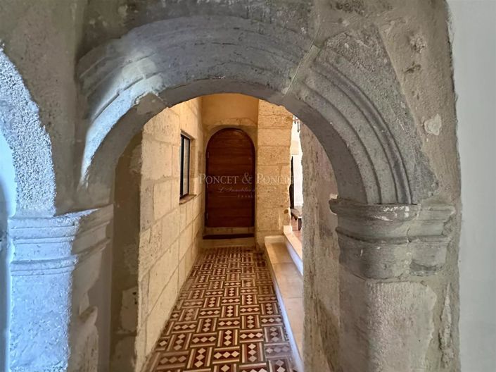 Image No.10-6 Bed House for sale