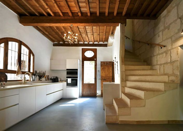 Image No.11-6 Bed House for sale