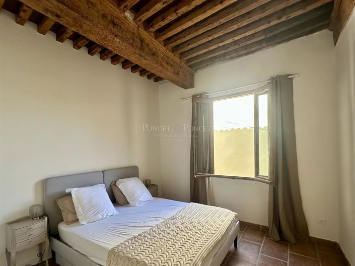 Image No.16-6 Bed House for sale