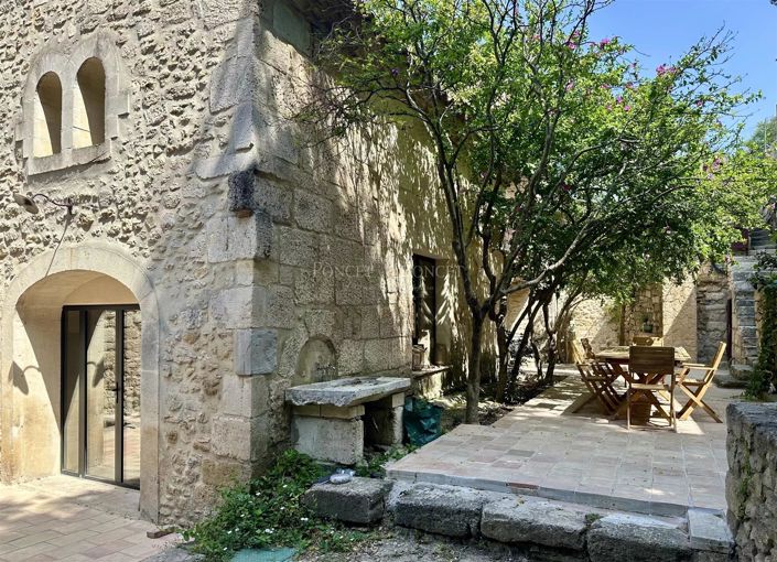 Image No.22-6 Bed House for sale