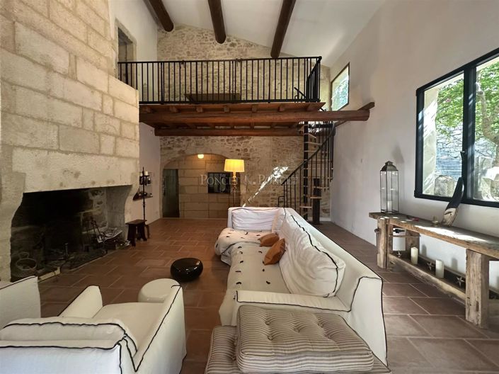 Image No.5-6 Bed House for sale