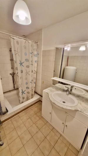 Image No.10-3 Bed Apartment for sale