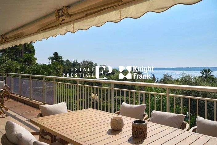 Image No.1-4 Bed Apartment for sale