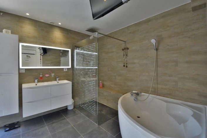 Image No.20-Maison de 4 chambres à vendre à Châteauneuf-Grasse