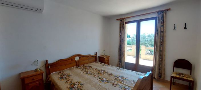 Image No.15-4 Bed House for sale