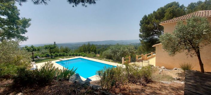 Image No.2-4 Bed House for sale