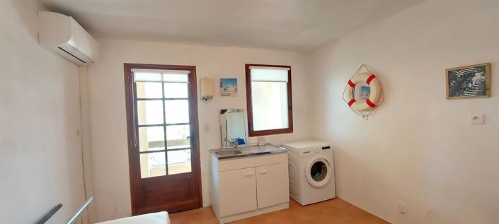 Image No.26-4 Bed House for sale