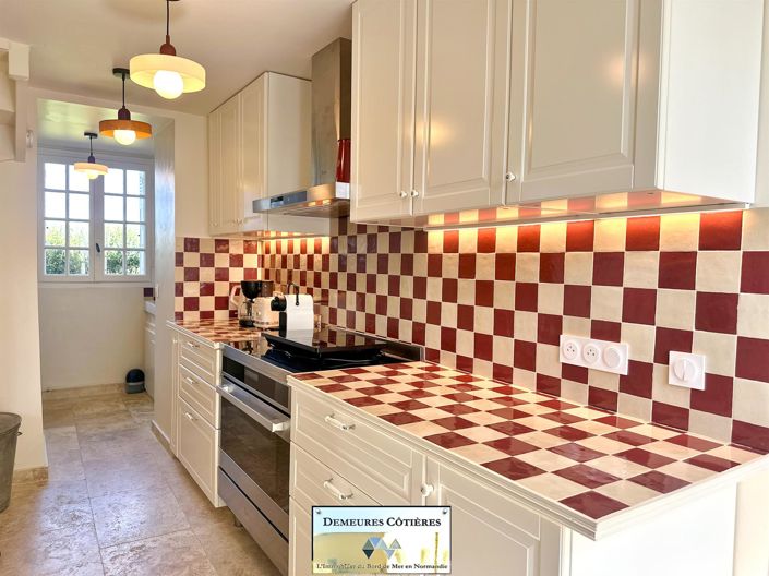 Image No.15-5 Bed House for sale