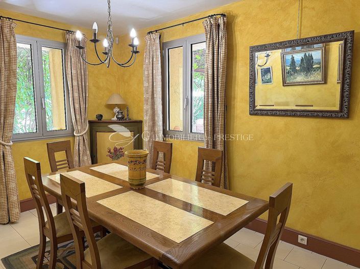 Image No.20-Maison de 6 chambres à vendre à Carpentras