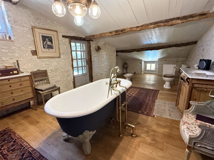 Image No.13-3 Bed House for sale