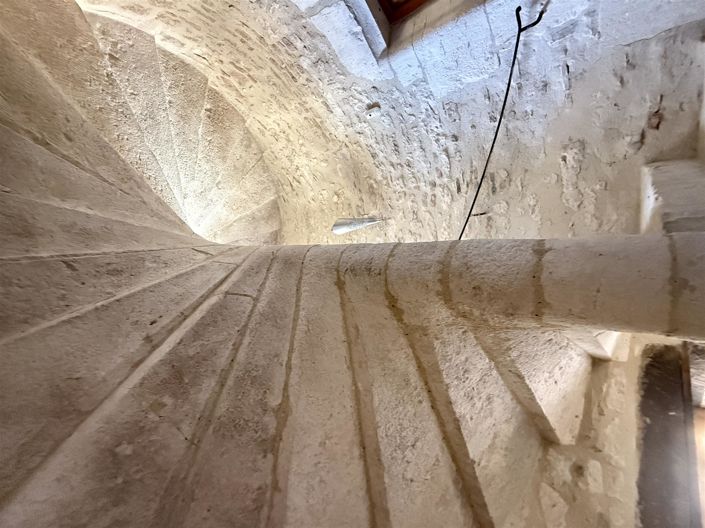 Image No.14-3 Bed House for sale