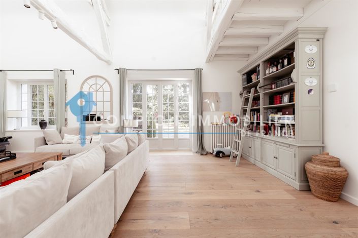 Image No.6-4 Bed House for sale