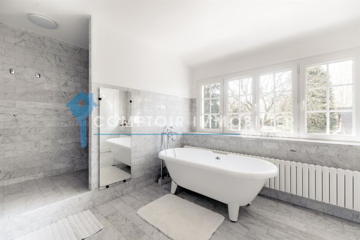 Image No.9-4 Bed House for sale