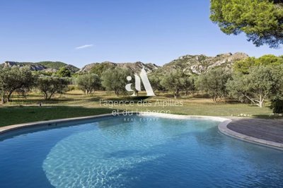 1 - Maussane-les-Alpilles, House